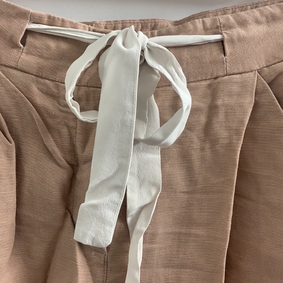 Wilfred beautiful linen blend crop in size 0-blush colour Perfect condition - Picture 5 of 7